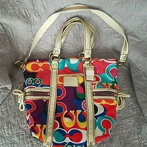 Coach poppy crossbody/shoulder bag.